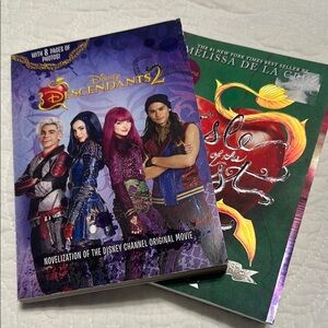Disney Descendants 2 Kids book‎ set of two